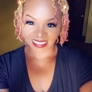 Meet your Posher, Shantel